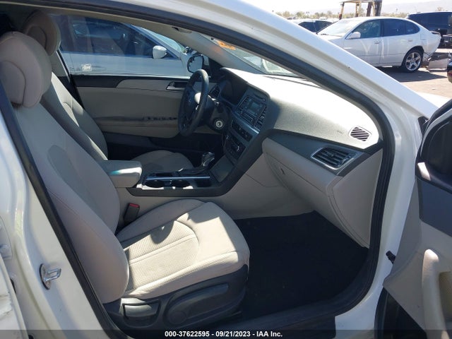 2017 HYUNDAI SONATA 2.4L VIN: 5NPE24AF6HH532703