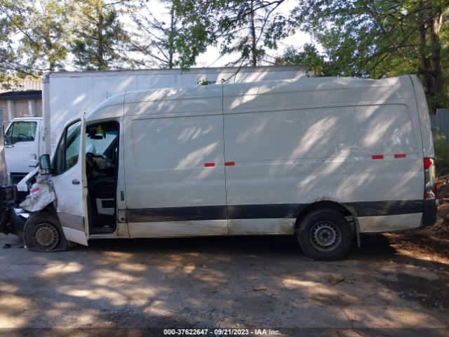 W1Y4ECHY9NT119357 Mercedes-Benz SPRINTER CARGO VAN