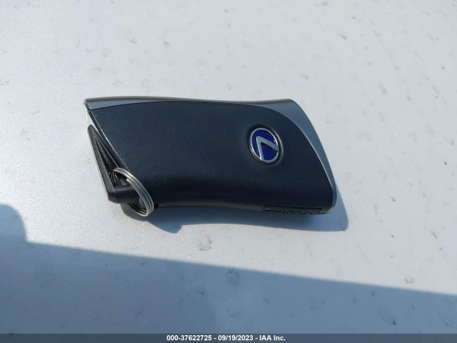 2022 Lexus UX, VIN: JTHP9JBH0N2062246