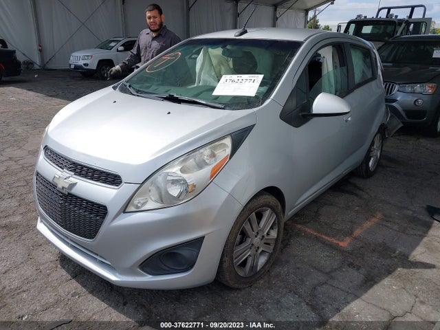 Chevrolet Spark 1lt Auto 2014 KL8CD6S99EC433590 Image 2