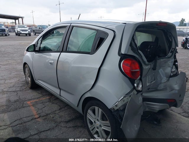 Chevrolet Spark 1lt Auto 2014 KL8CD6S99EC433590 Image 3