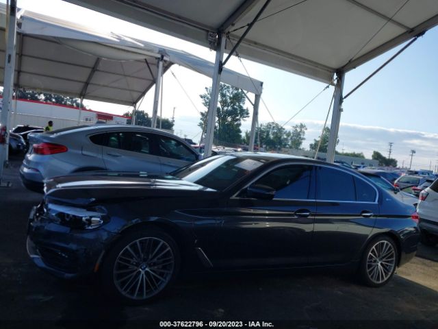 WBAJA9C5XJB252256 BMW 5 Series 530e Iperformance