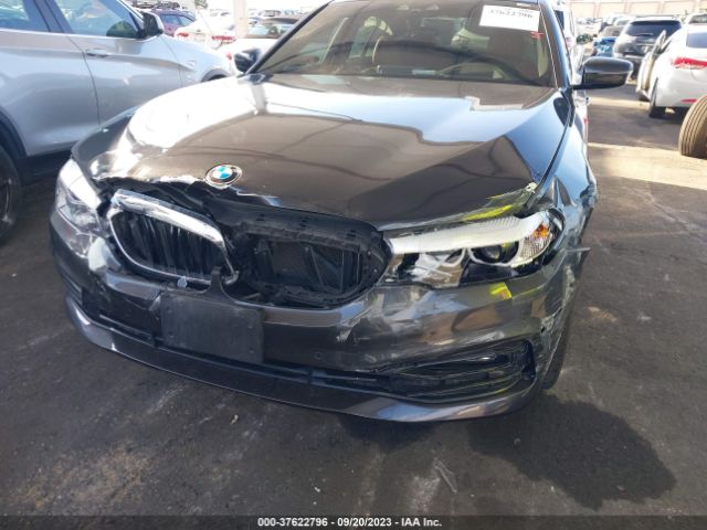 WBAJA9C5XJB252256 BMW 5 Series 530e Iperformance