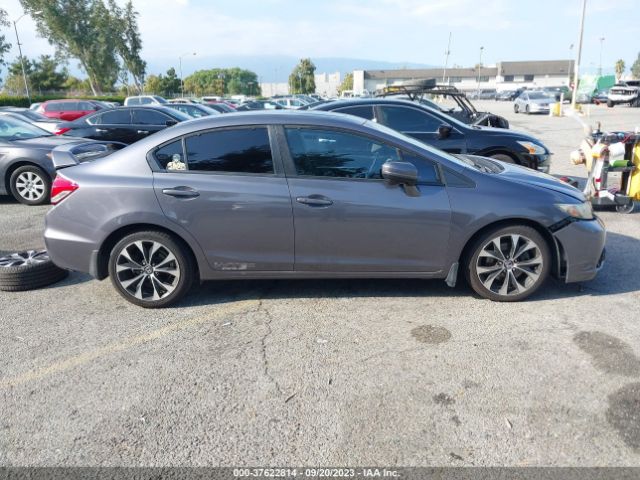 2HGFB6E56FH707735 Honda Civic Sedan Si