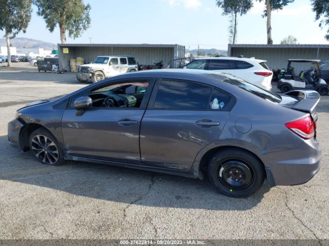 2HGFB6E56FH707735 Honda Civic Sedan Si