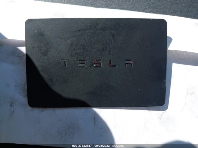 2018 Tesla 3, VIN: 5YJ3E1EA7JF017192