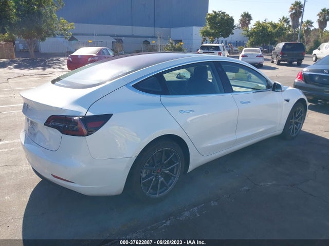 2018 Tesla 3, VIN: 5YJ3E1EA7JF017192