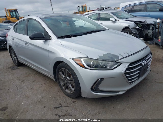 2017 5NPD84LF6HH151876 main image