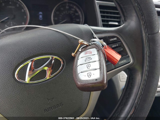 Hyundai Elantra Value Edition 2017 5NPD84LF6HH151876 Image 11