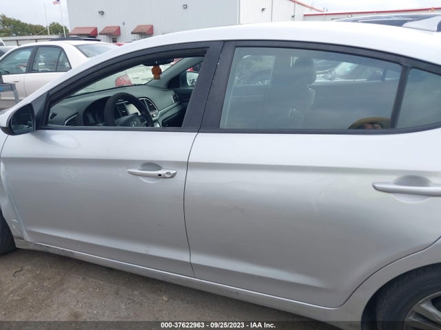 Hyundai Elantra Value Edition 2017 5NPD84LF6HH151876 Image 14