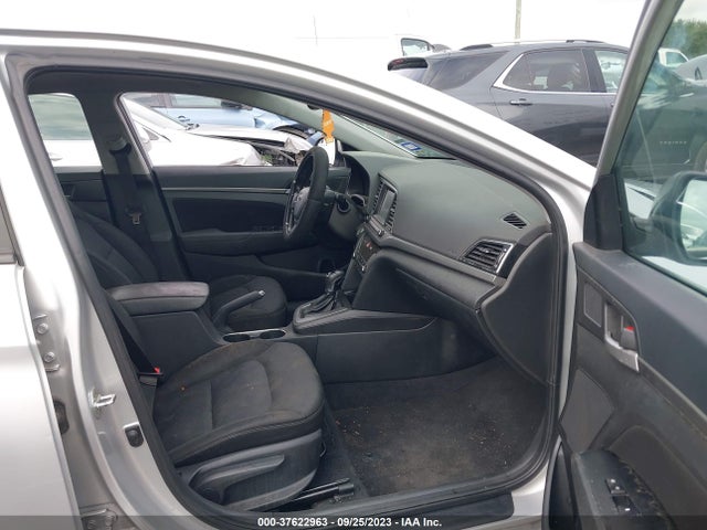 Hyundai Elantra Value Edition 2017 5NPD84LF6HH151876 Image 5