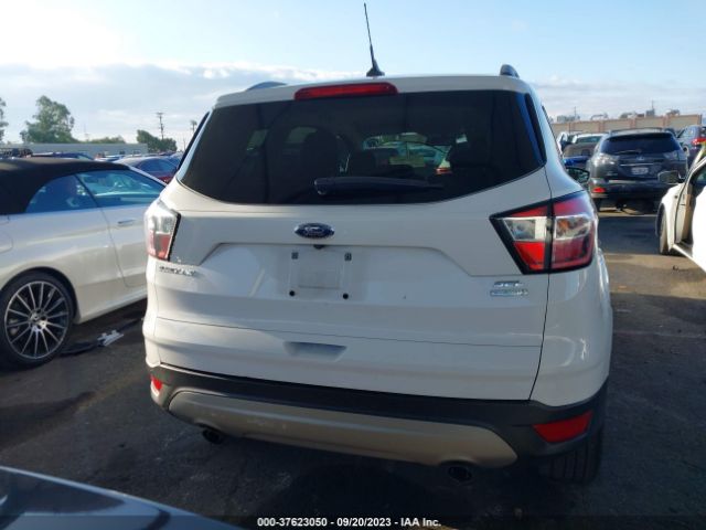 1FMCU0HD6JUD51154 Ford ESCAPE SEL