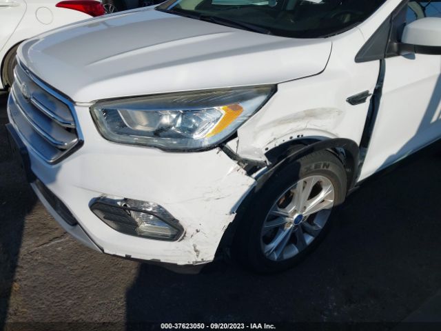 1FMCU0HD6JUD51154 Ford ESCAPE SEL