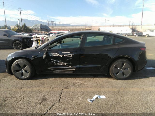 5YJ3E1EA9PF589843 Tesla MODEL 3
