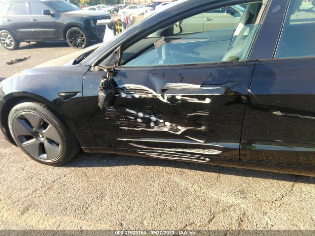 5YJ3E1EA9PF589843 Tesla MODEL 3