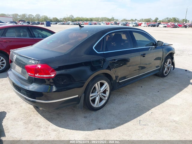 1VWCM7A31EC103160 Volkswagen Passat Sel Premium
