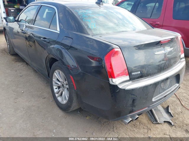 Chrysler 300 Limited 2017 2C3CCAAG9HH662192 Image 3