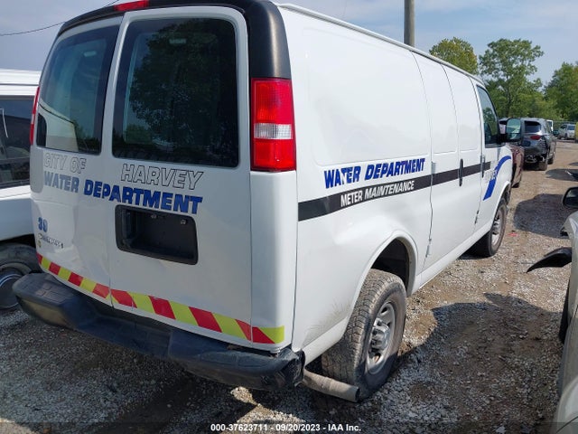 Chevrolet EXPRESS CARGO VAN 2019 1GCWGAFP6K1142432 Image 4