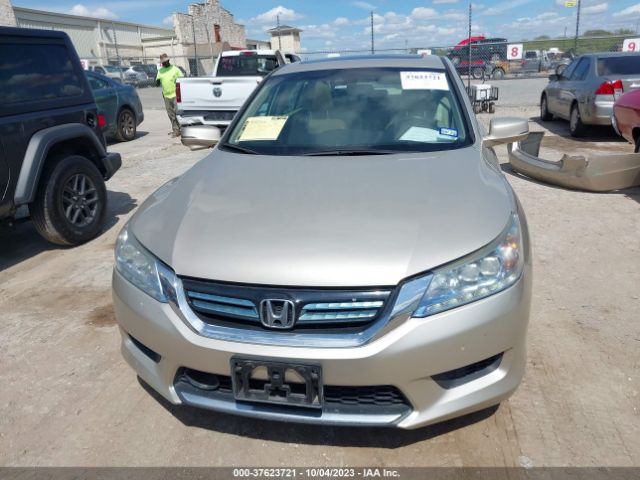1HGCR6F74FA012828 Honda Accord Hybrid Touring