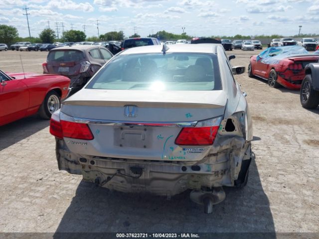 1HGCR6F74FA012828 Honda Accord Hybrid Touring