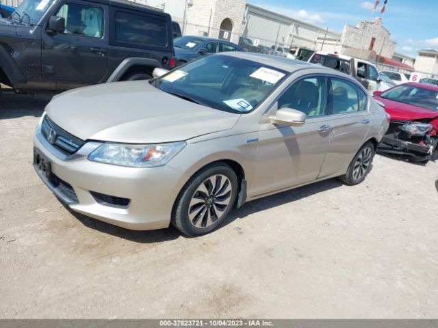 1HGCR6F74FA012828 Honda Accord Hybrid Touring