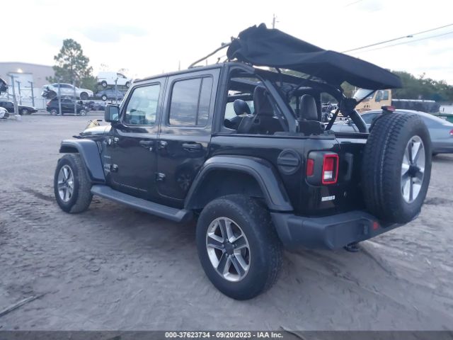 1C4HJXEN9JW326990 Jeep Wrangler Unlimited Sahara