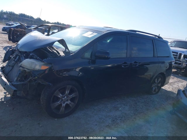 2011 TOYOTA SIENNA SE VIN: 5TDXK3DC2BS045021