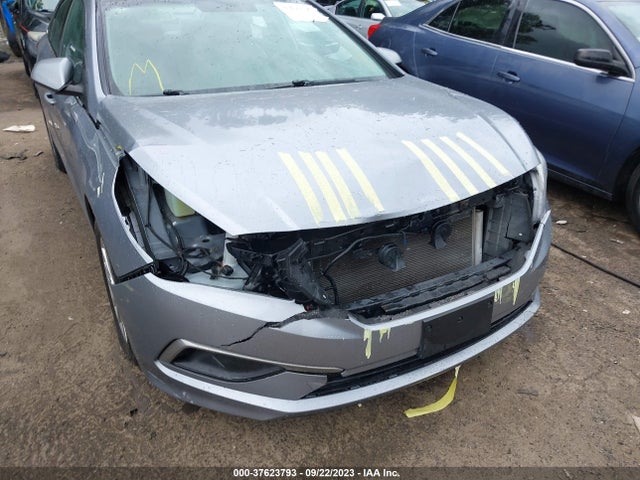 2016 HYUNDAI SONATA 2.4L SE VIN: 5NPE24AF3GH363125
