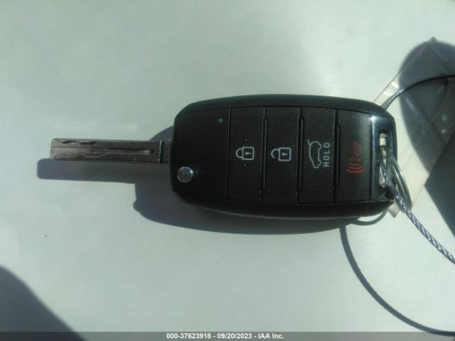 KNDPB3AC9F7745963 KIA Sportage Lx
