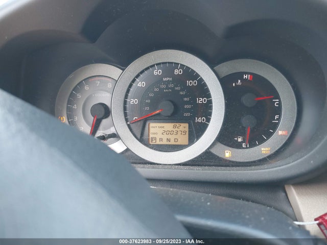 2006 TOYOTA RAV4 BASE VIN: JTMZD33V465025998