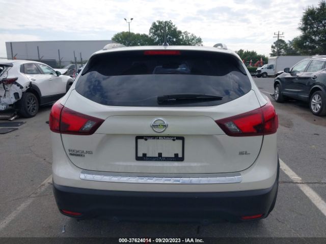 JN1BJ1CP0KW528614 Nissan Rogue Sport Sl