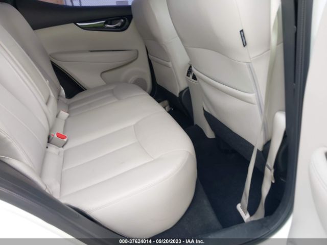 JN1BJ1CP0KW528614 Nissan Rogue Sport Sl