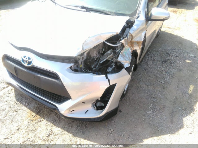 Toyota Prius C One/two/three/four 2017 JTDKDTB30H1591331 Image 6