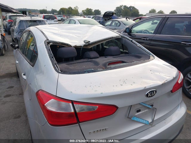 2016 KIA FORTE LX VIN: KNAFX4A60G5582353