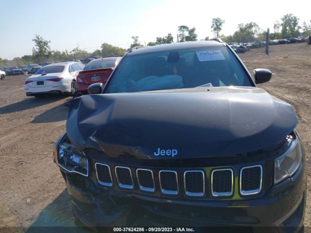 3C4NJCAB2JT411912 Jeep Compass Sport