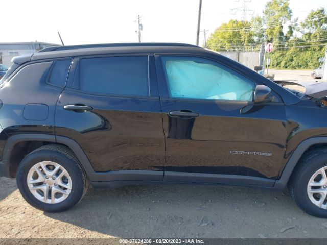 3C4NJCAB2JT411912 Jeep Compass Sport
