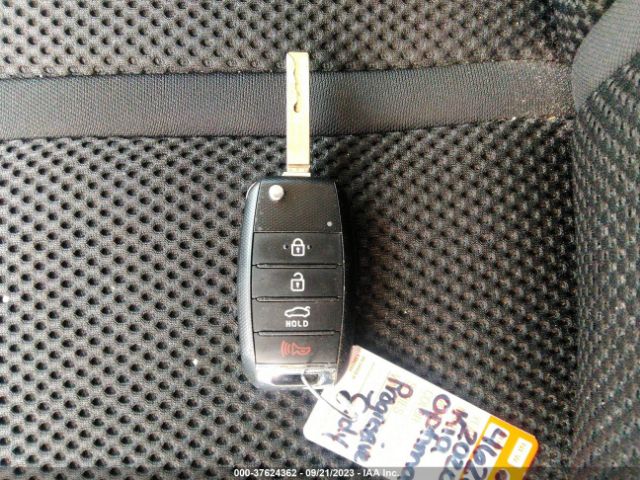 5XXGT4L39LG409250 KIA Optima Lx
