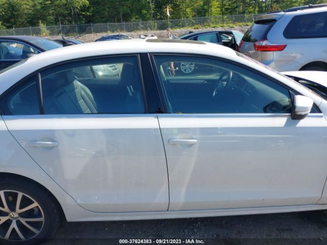 3VWDB7AJ2HM321443 Volkswagen Jetta 1.4t Se