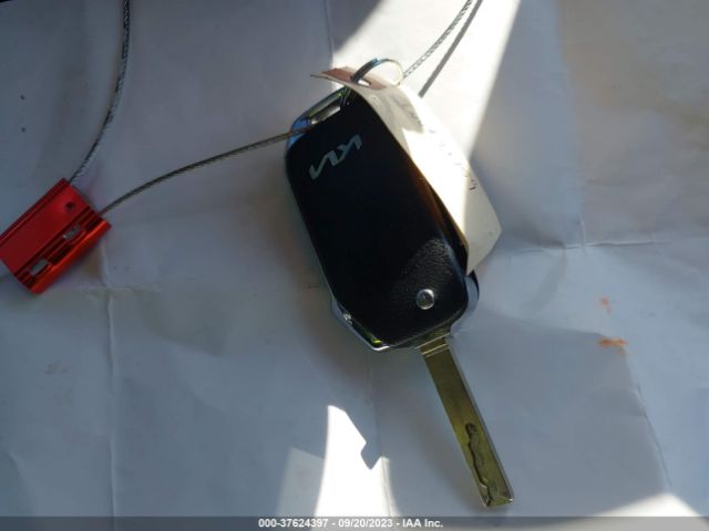 KNDEPCAA4P7458085 KIA Seltos Lx