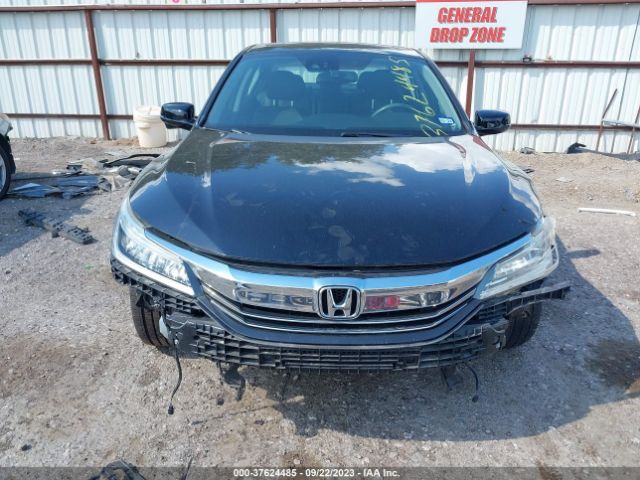 1HGCR3F93HA005842 Honda Accord Sedan Touring