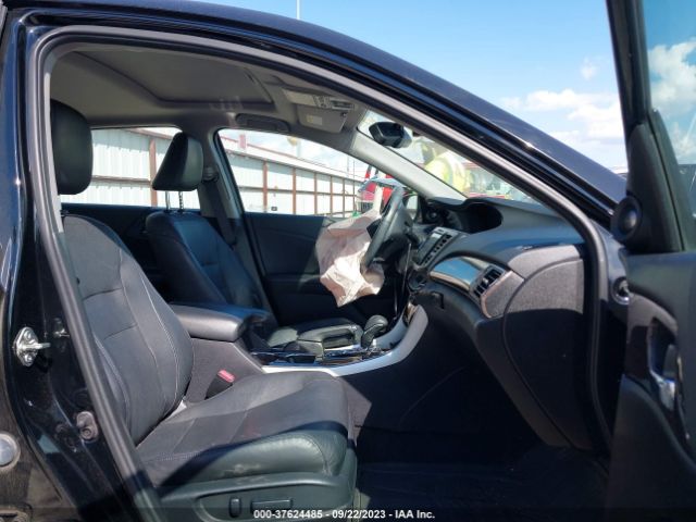 1HGCR3F93HA005842 Honda Accord Sedan Touring