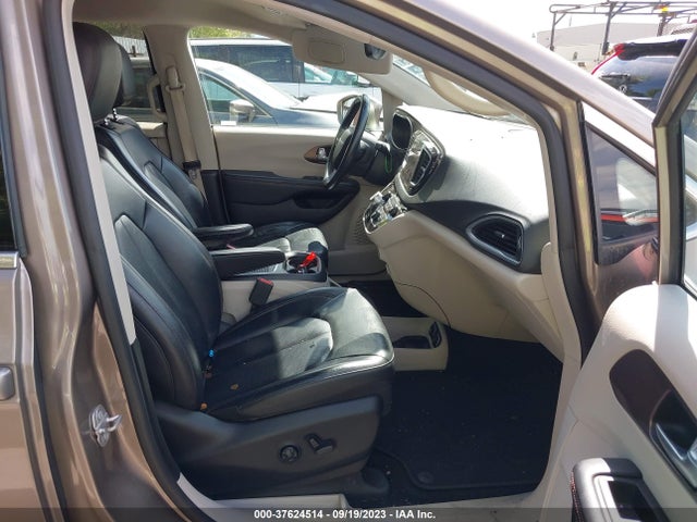 2C4RC1EG1HR628306 Chrysler Pacifica Touring-l Plus