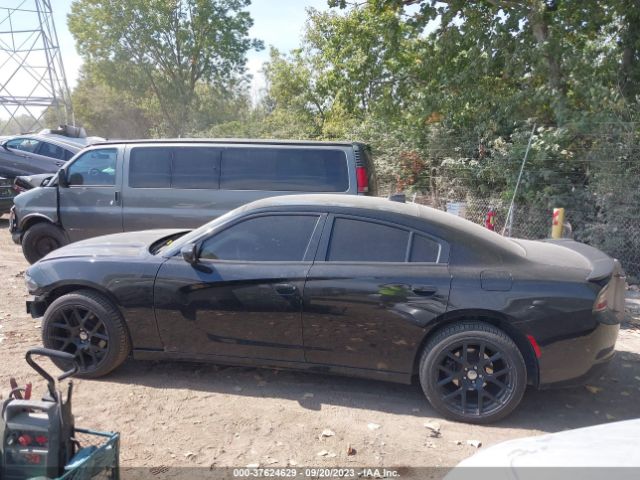 2C3CDXJG2FH919867 Dodge Charger Sxt