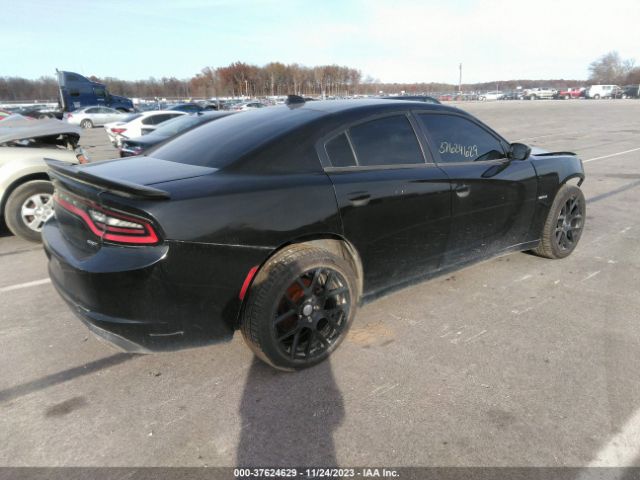 2C3CDXJG2FH919867 Dodge Charger Sxt