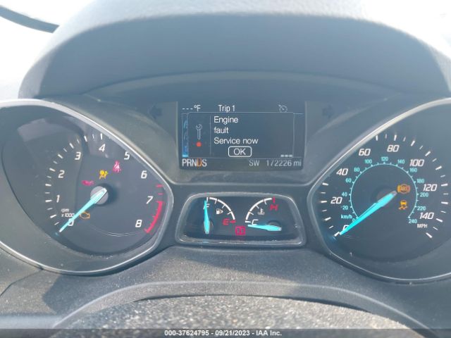 1FMCU0J95FUA32731 Ford Escape Titanium