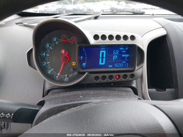 Chevrolet SONIC LS 2014 1G1JA5SH4E4158111 Image 7
