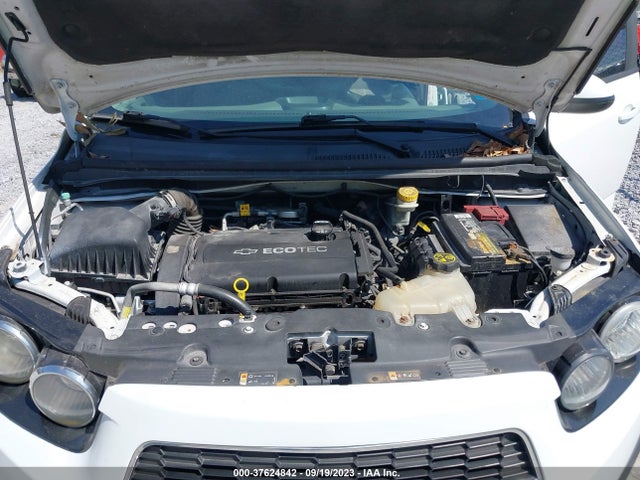 Chevrolet SONIC LT 2015 1G1JC6SH7F4210767 Image 10