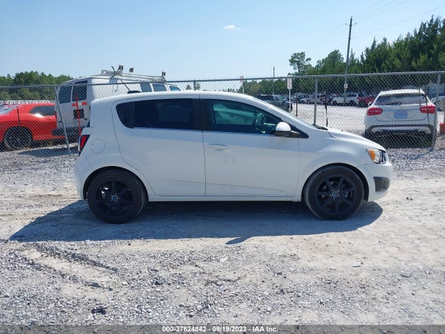 Chevrolet SONIC LT 2015 1G1JC6SH7F4210767 Image 13
