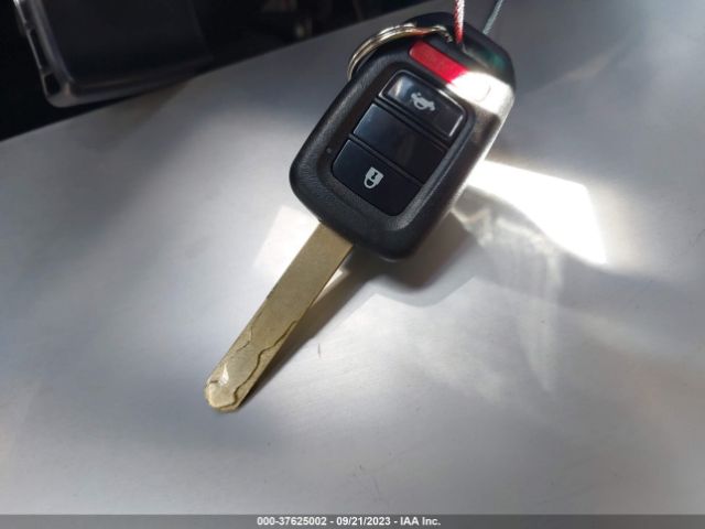 1HGCR2F39GA158441 Honda Accord Sedan Lx