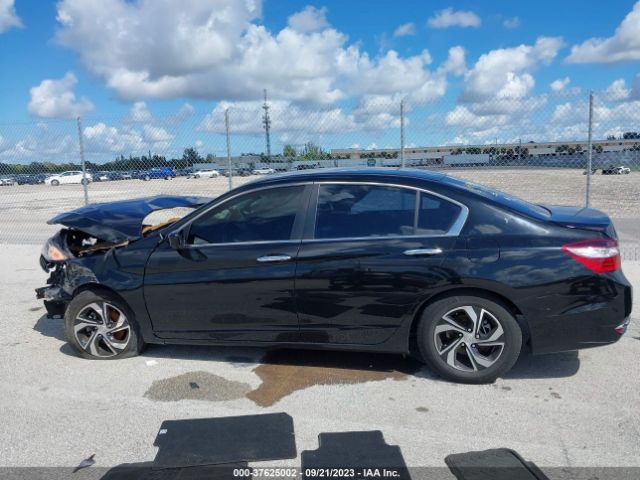 1HGCR2F39GA158441 Honda Accord Sedan Lx